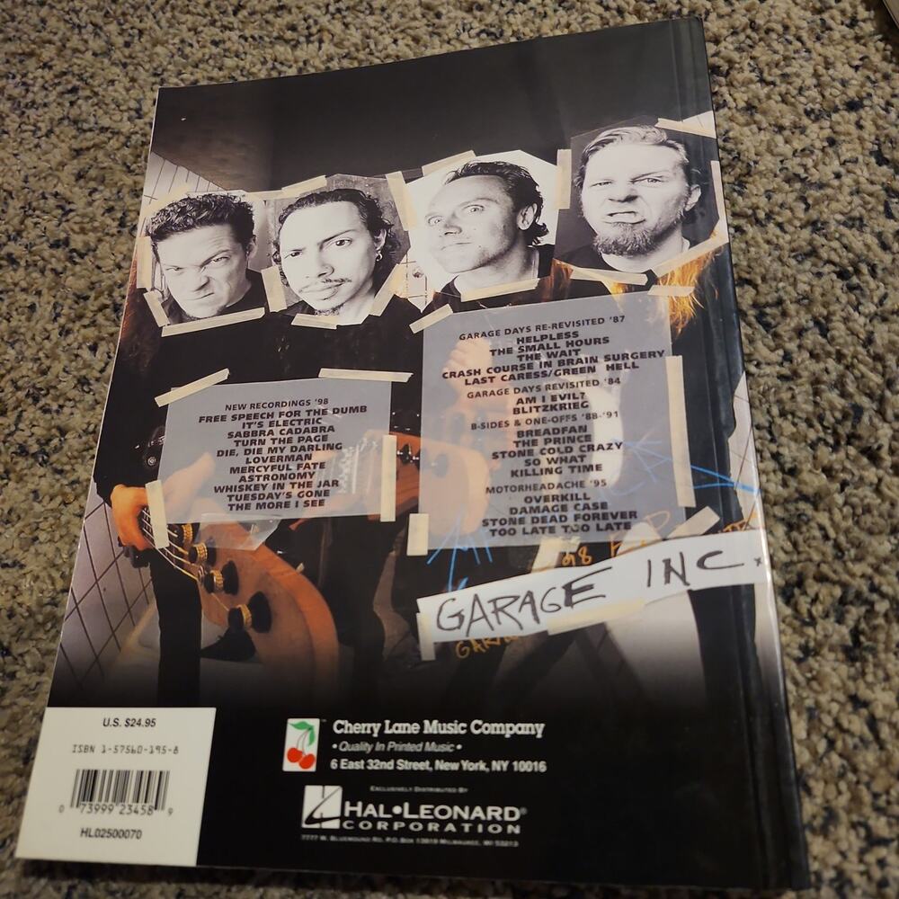 Metallica Giutar Book - Picture 2 of 2